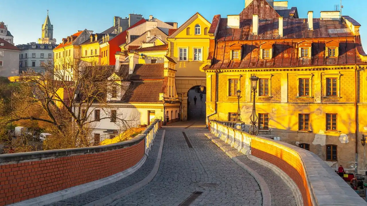 Pimsleur Polish Is Effective For Speaking: Our Honest Review